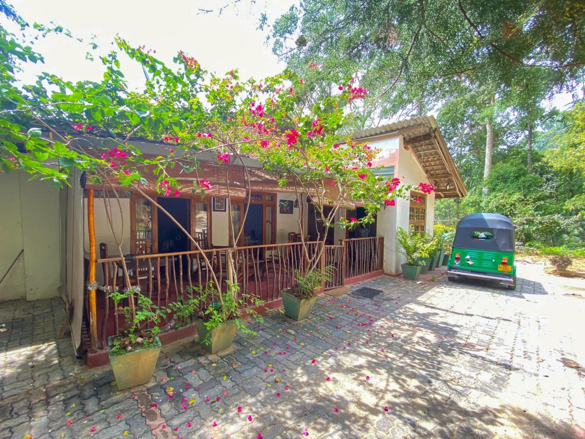 Ella My Inn Exterior photo